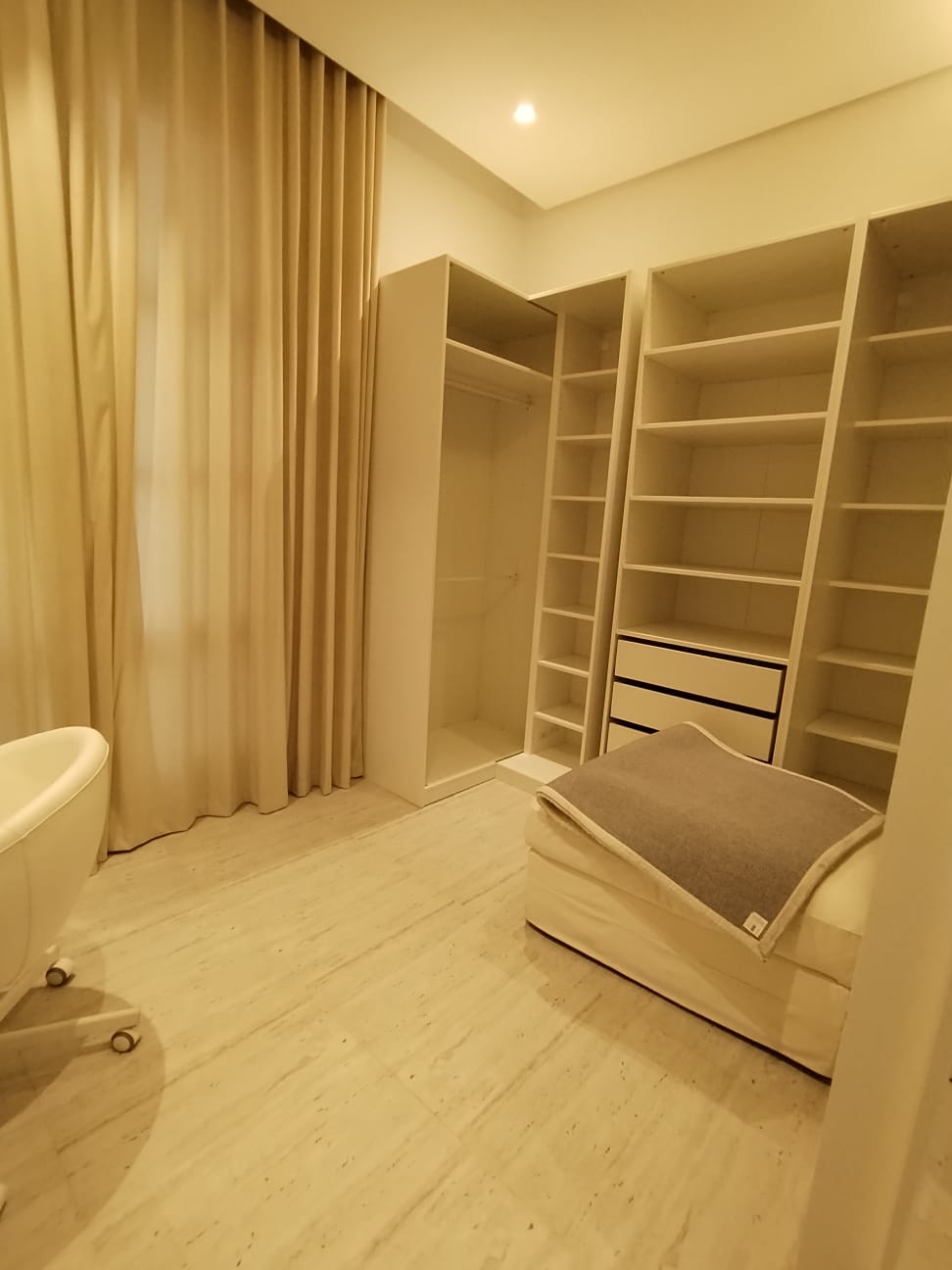 3 bedroom apartment in Al Narjis 5
