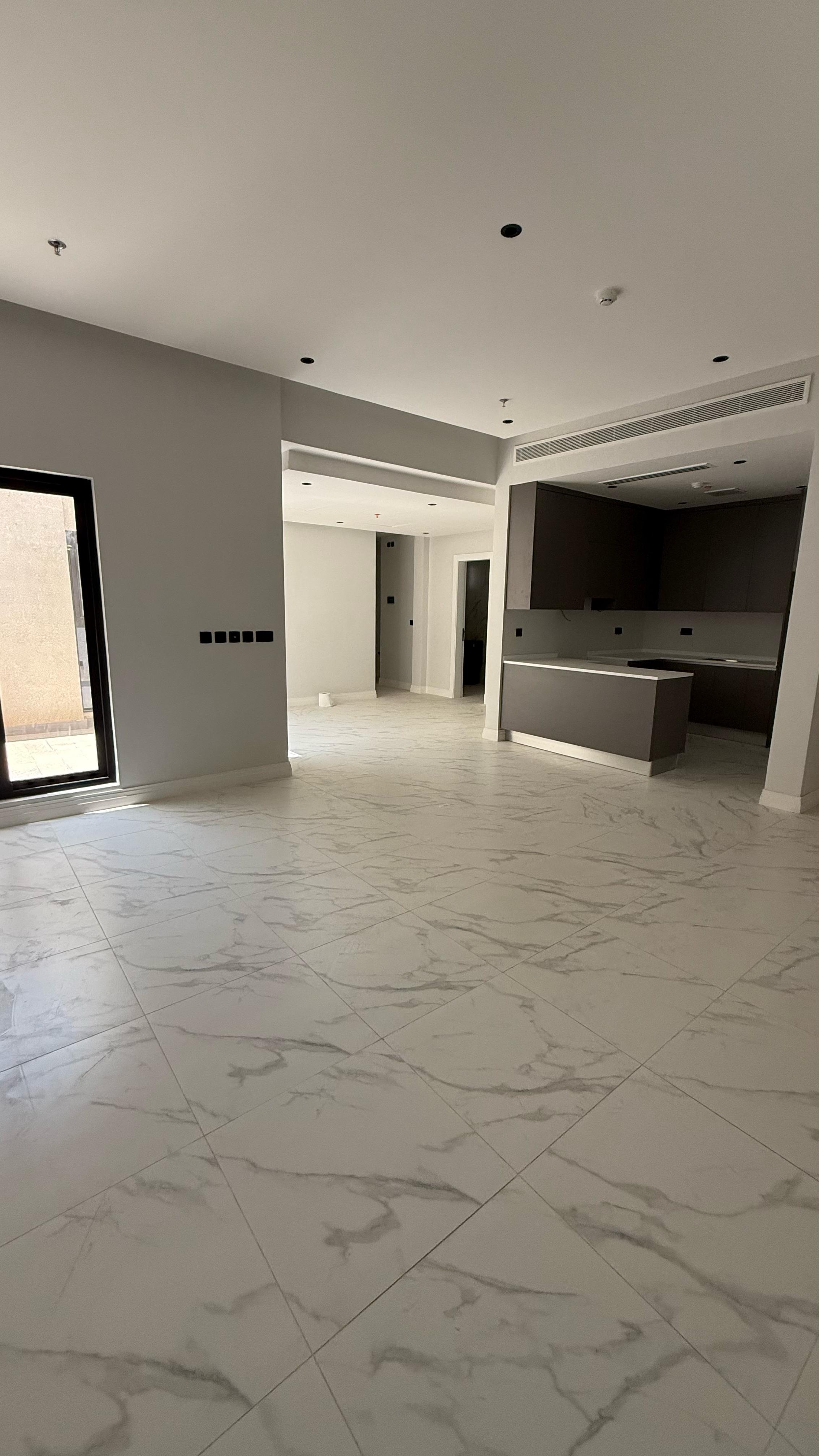 3 bedroom apartment in Al Malqa 1