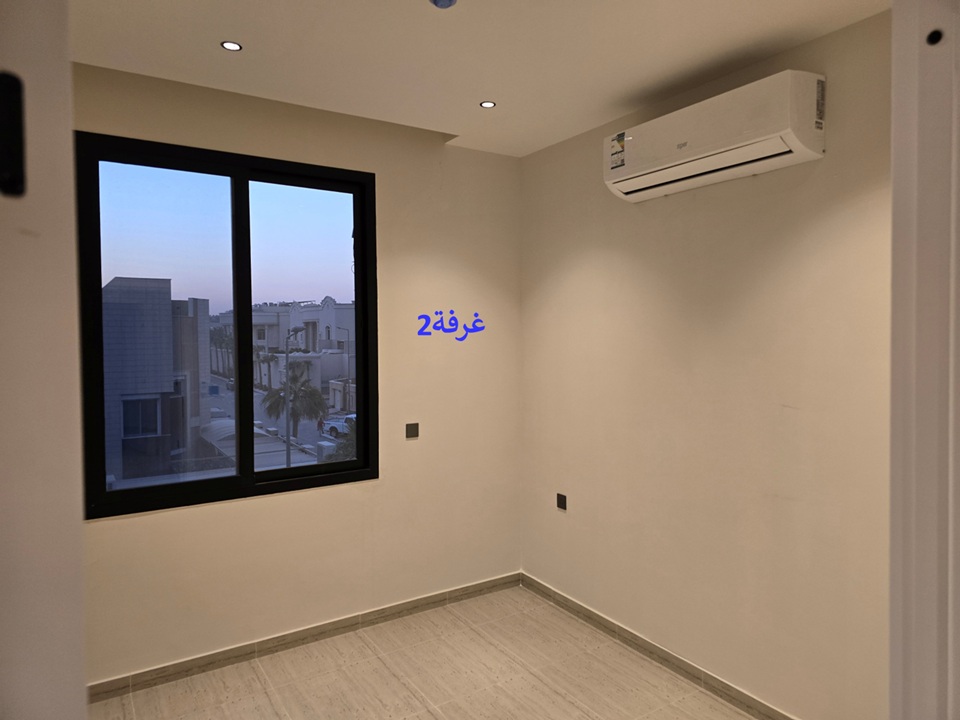 شقة 3 غرف في عرقة 5