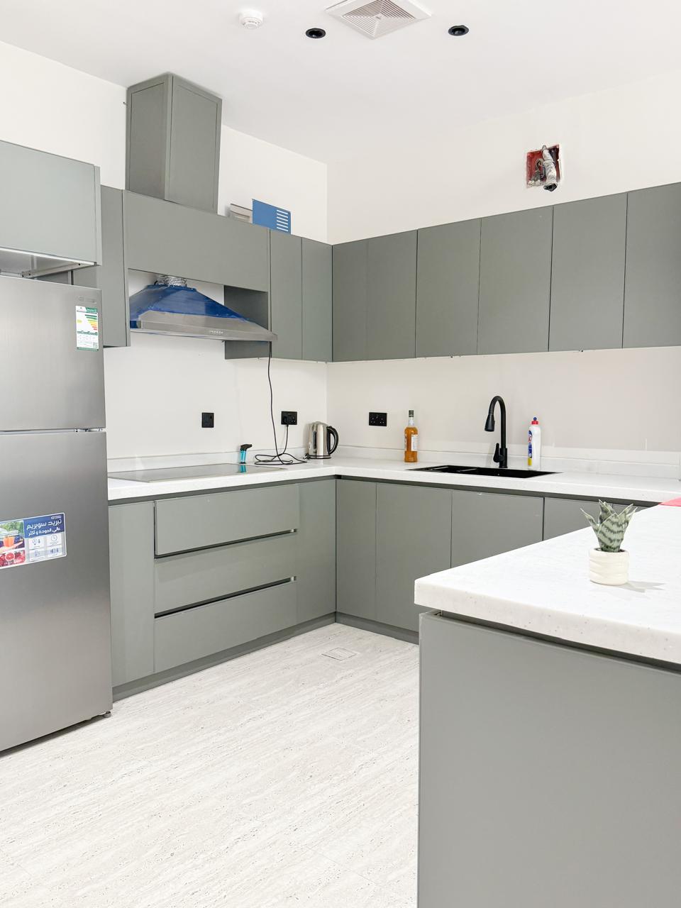 3 bedroom apartment in Al Narjis 2