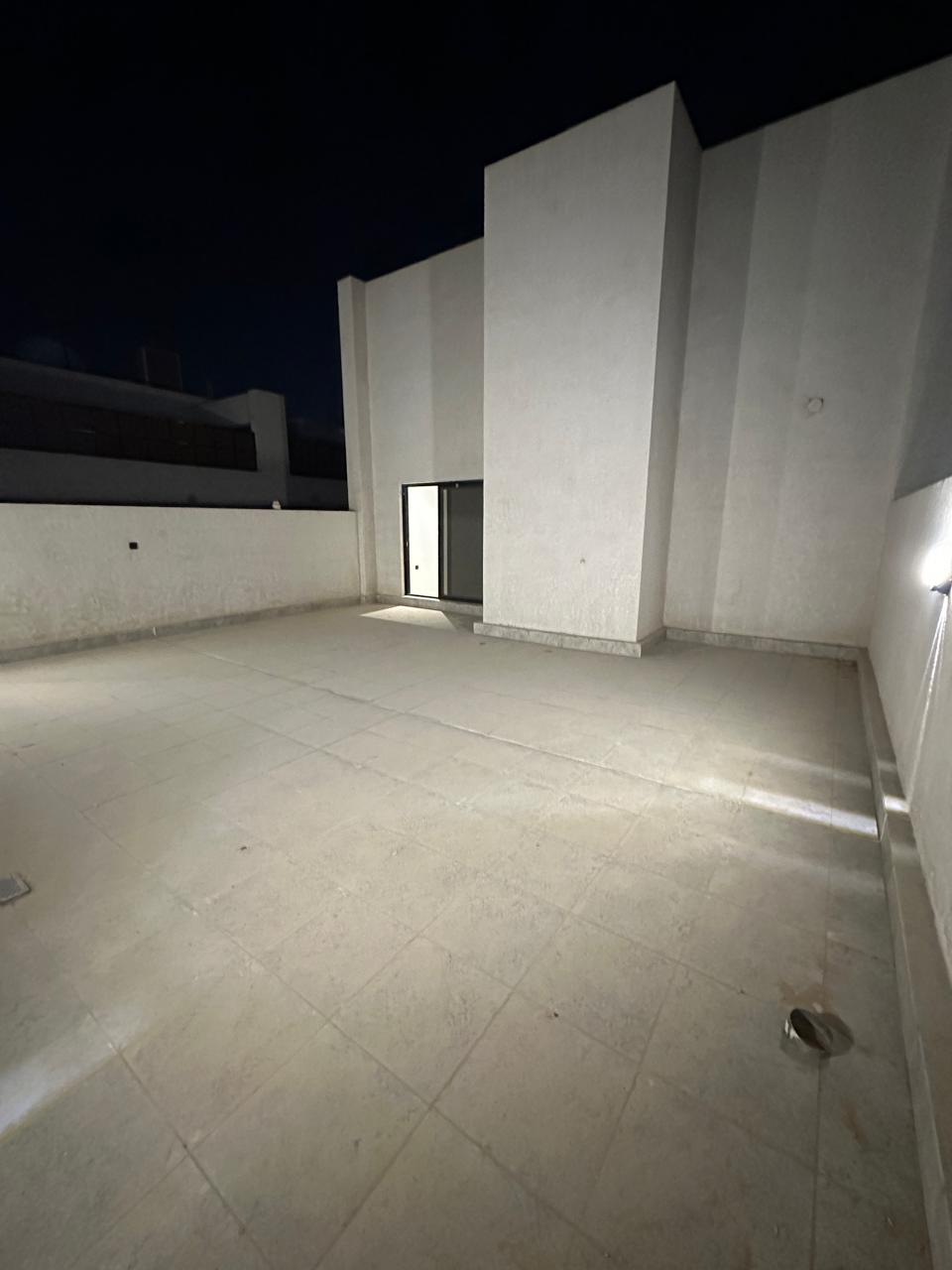 3 bedroom apartment in Al Malqa 2