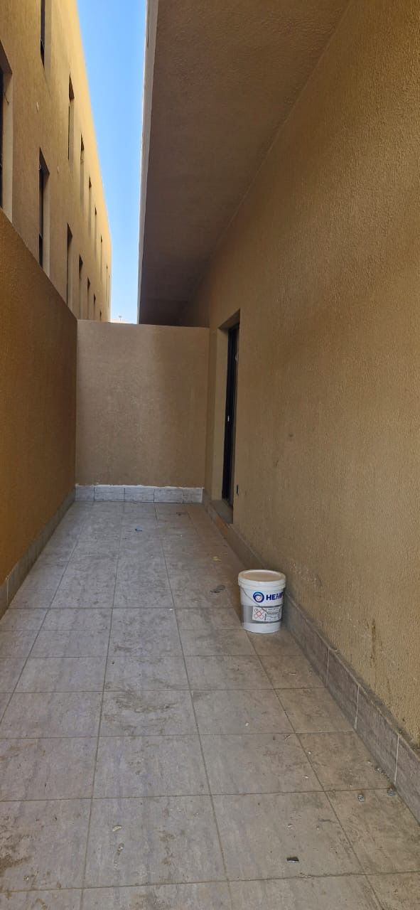 2 bedroom apartment in Irqah 4