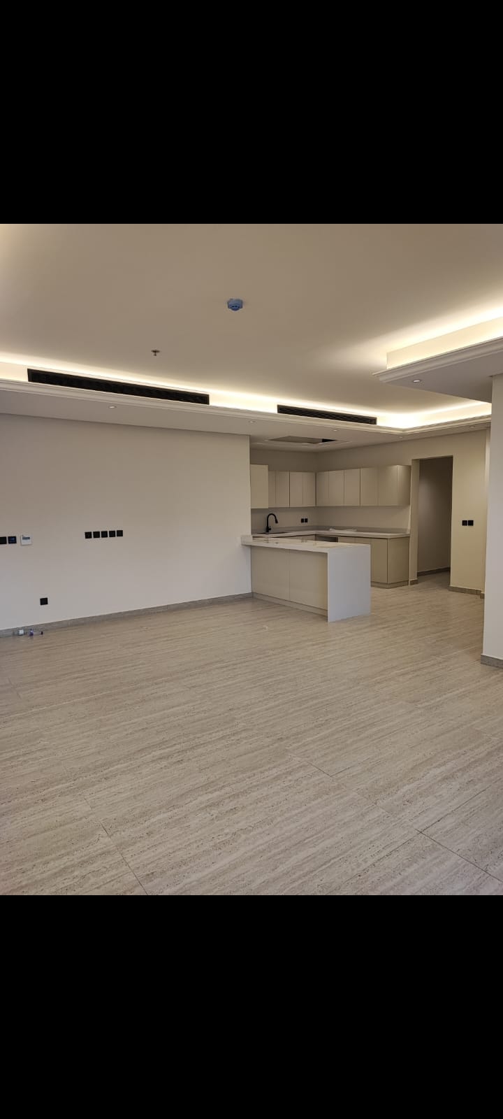 3 bedroom apartment in Al Aqiq 4