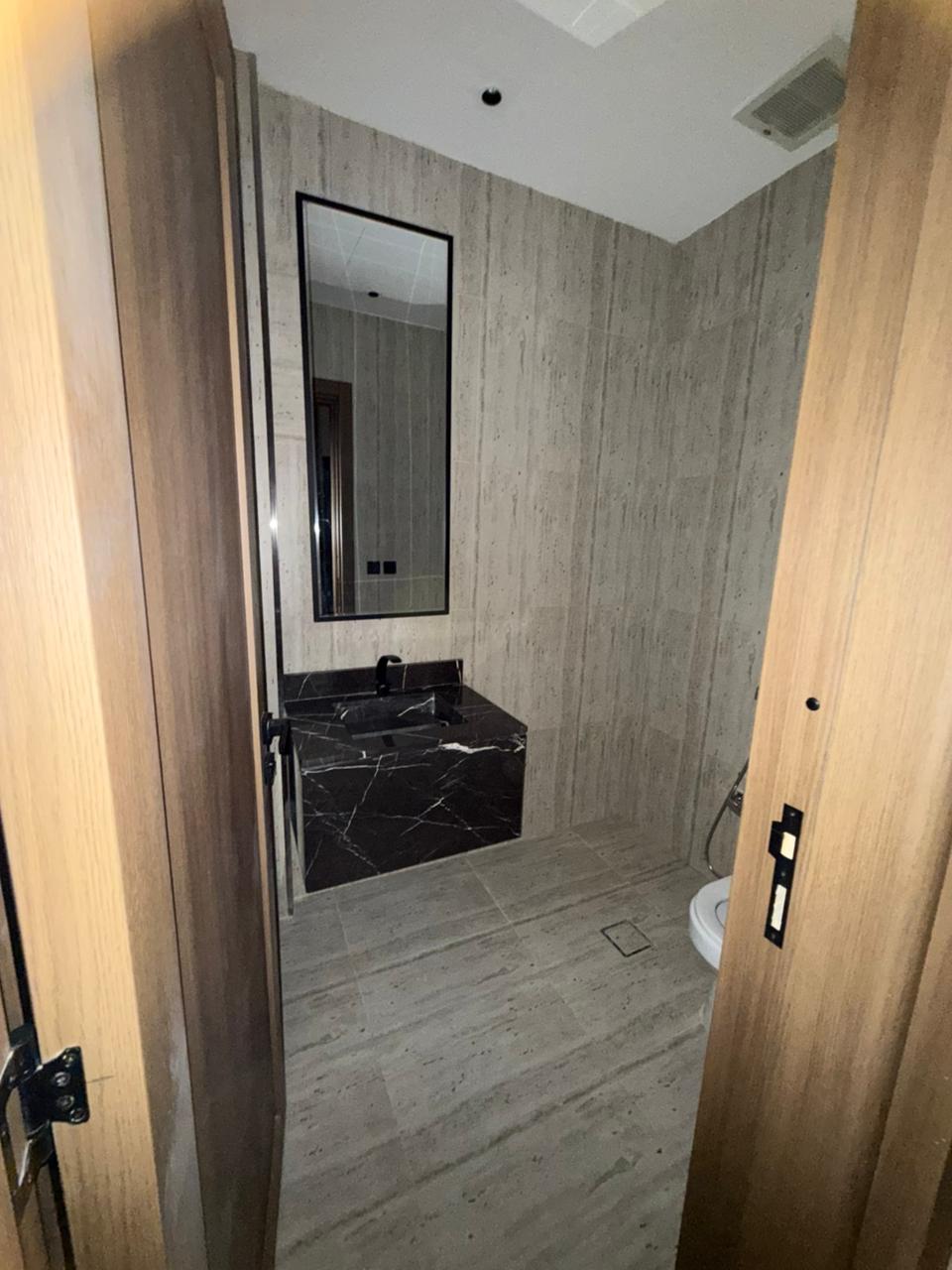 شقة 3 غرف في عرقة 4