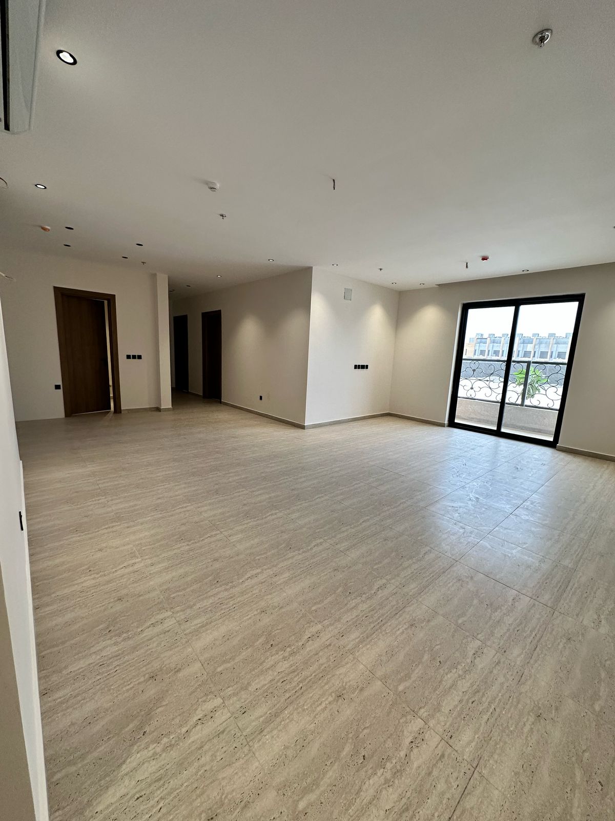 3 bedroom apartment in Al Narjis 1