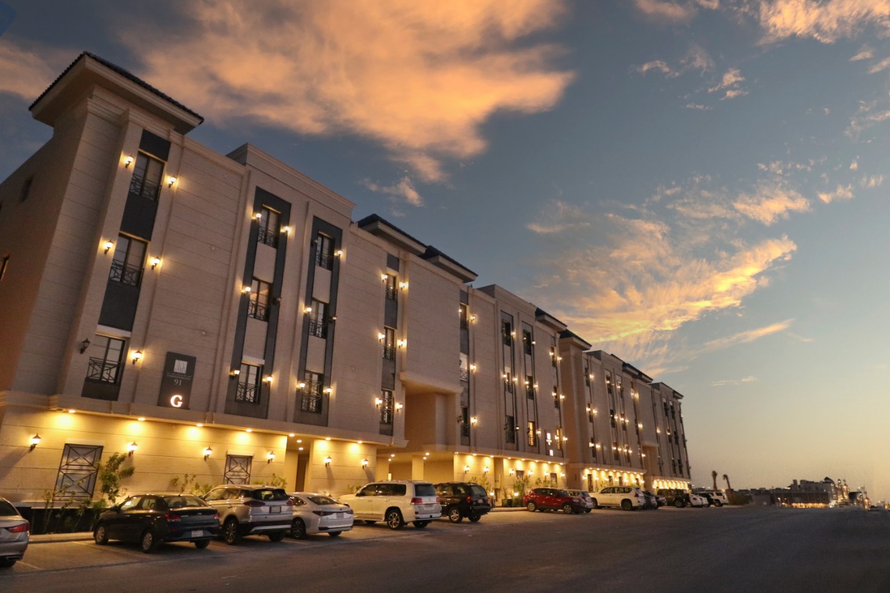 3 bedroom apartment in Al Narjis 3