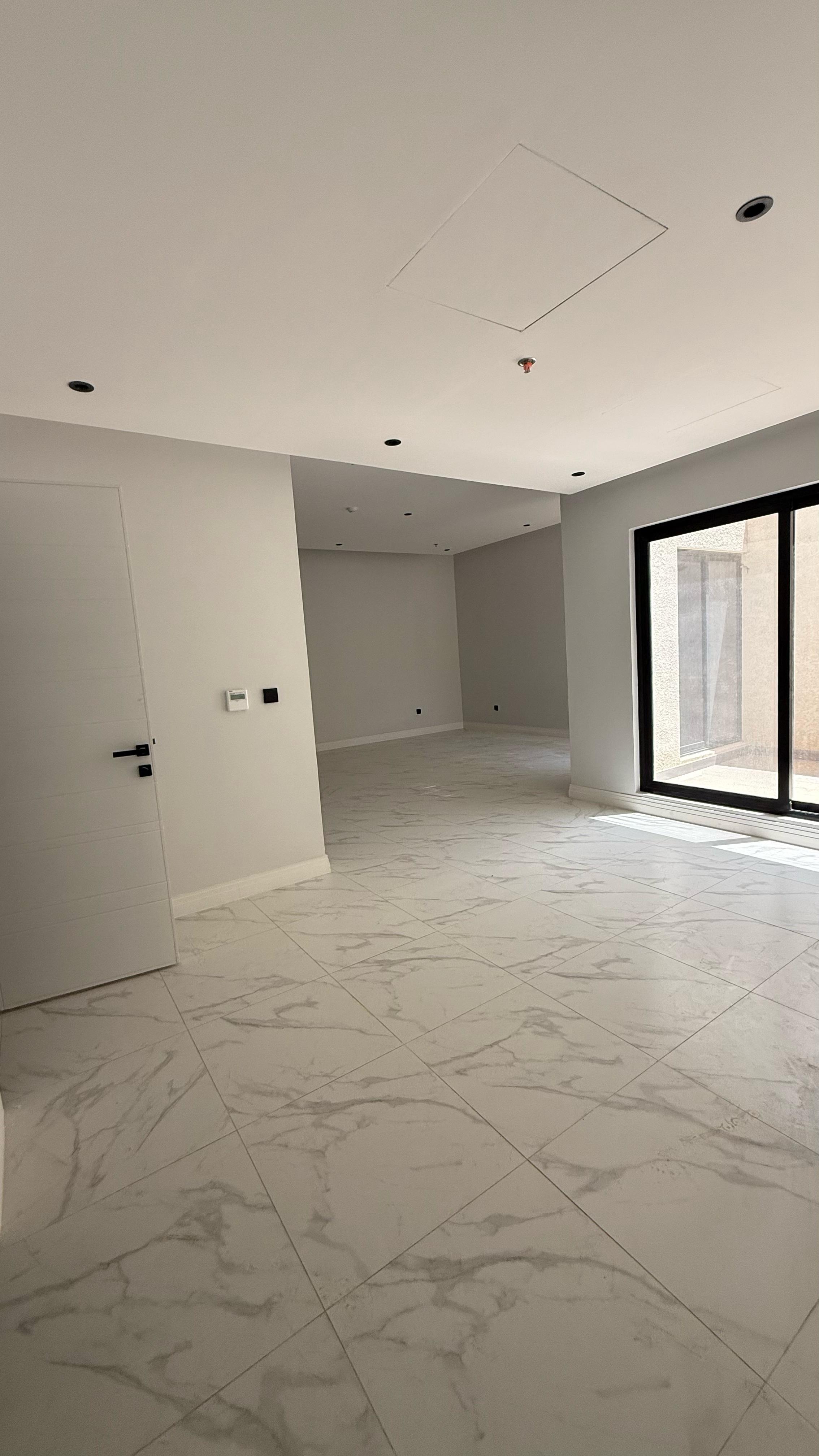 3 bedroom apartment in Al Malqa 4