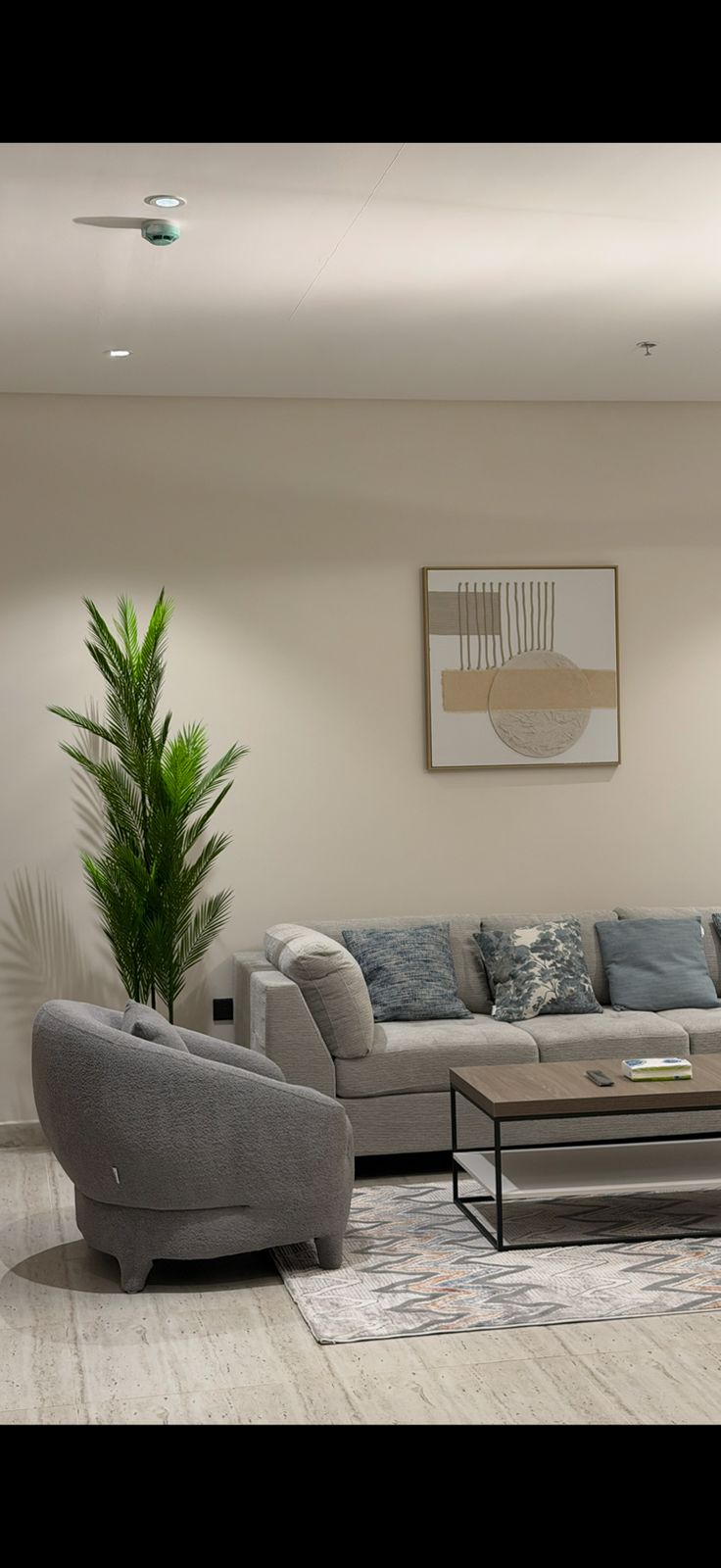 3 bedroom apartment in Irqah 1