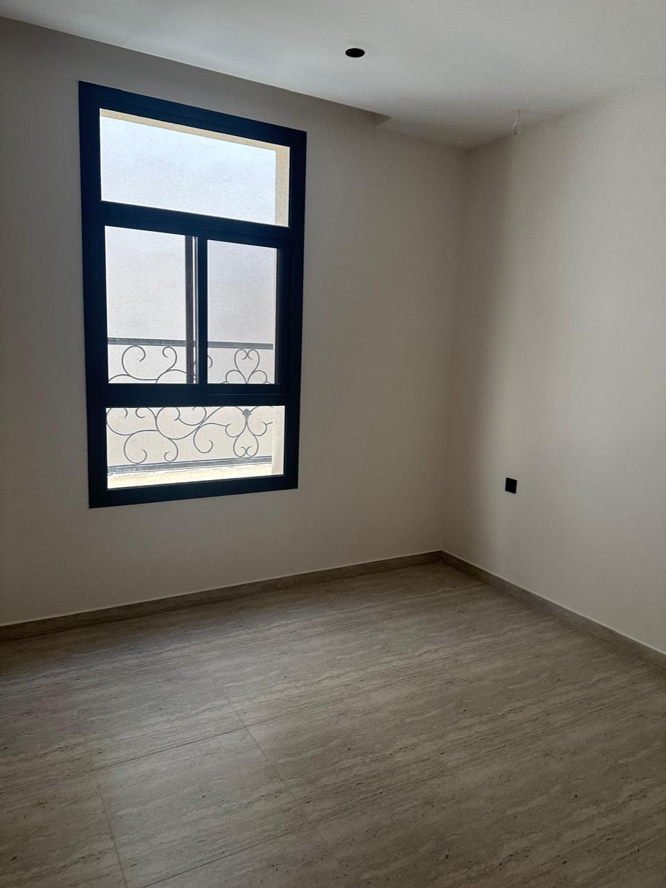 شقة 3 غرف في النرجس 4