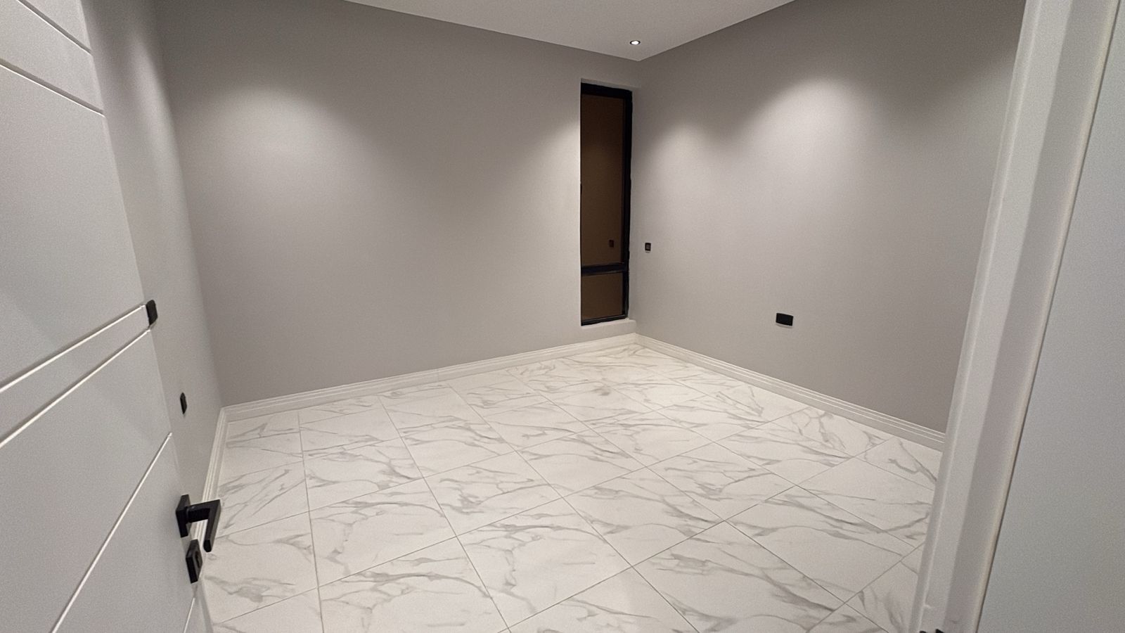 3 bedroom apartment in Al Malqa 4