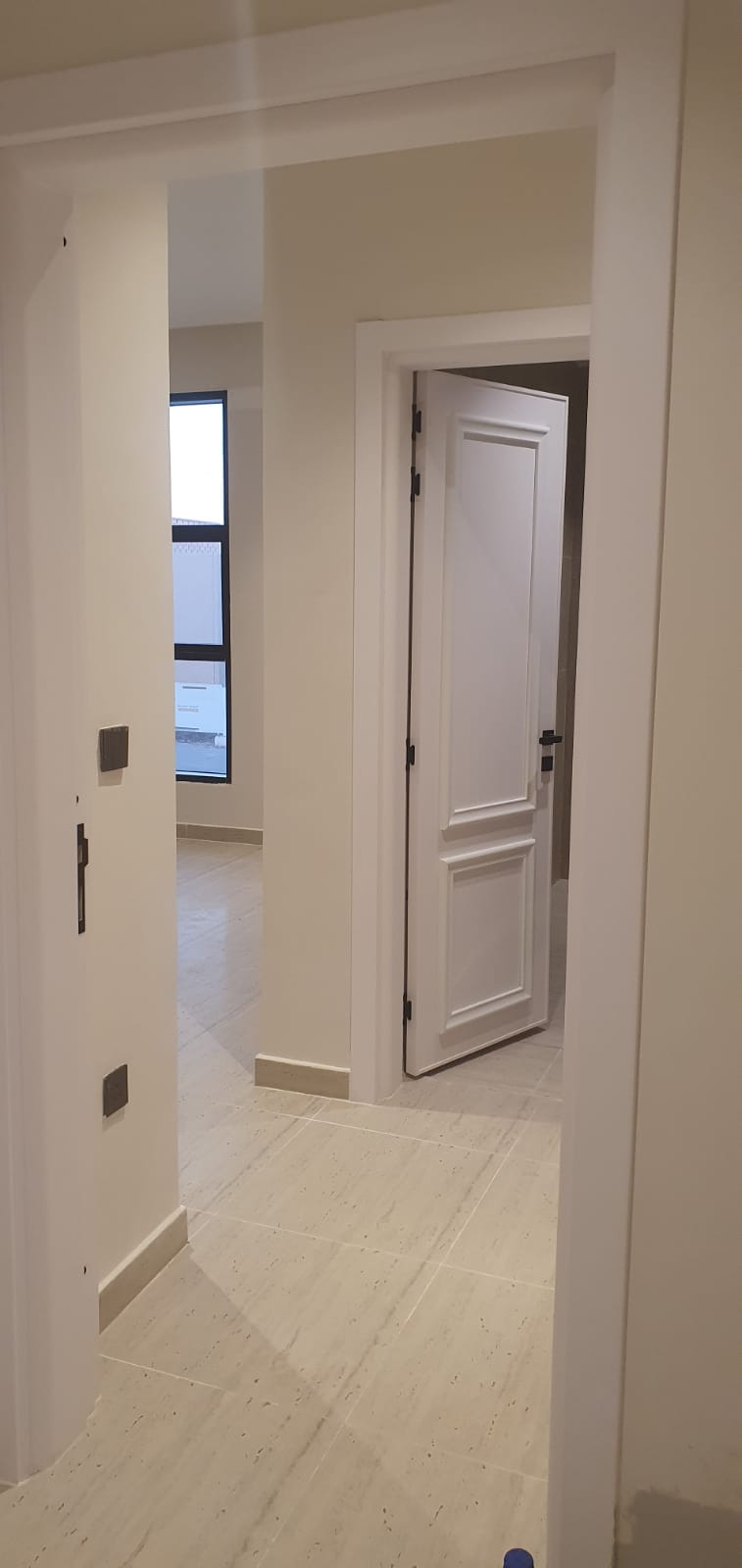 2 bedroom apartment in Irqah 3