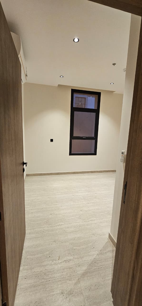 شقة 3 غرف في النرجس 4