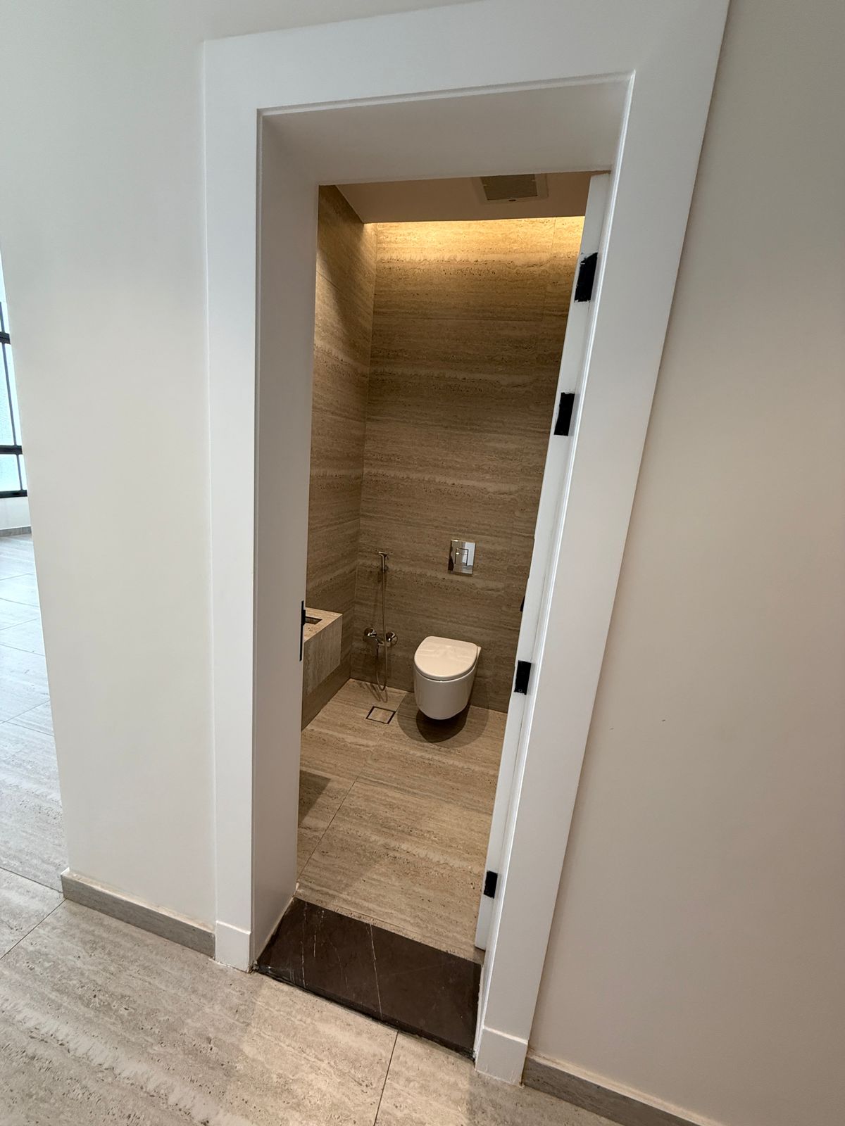 شقة 3 غرف في النرجس 4