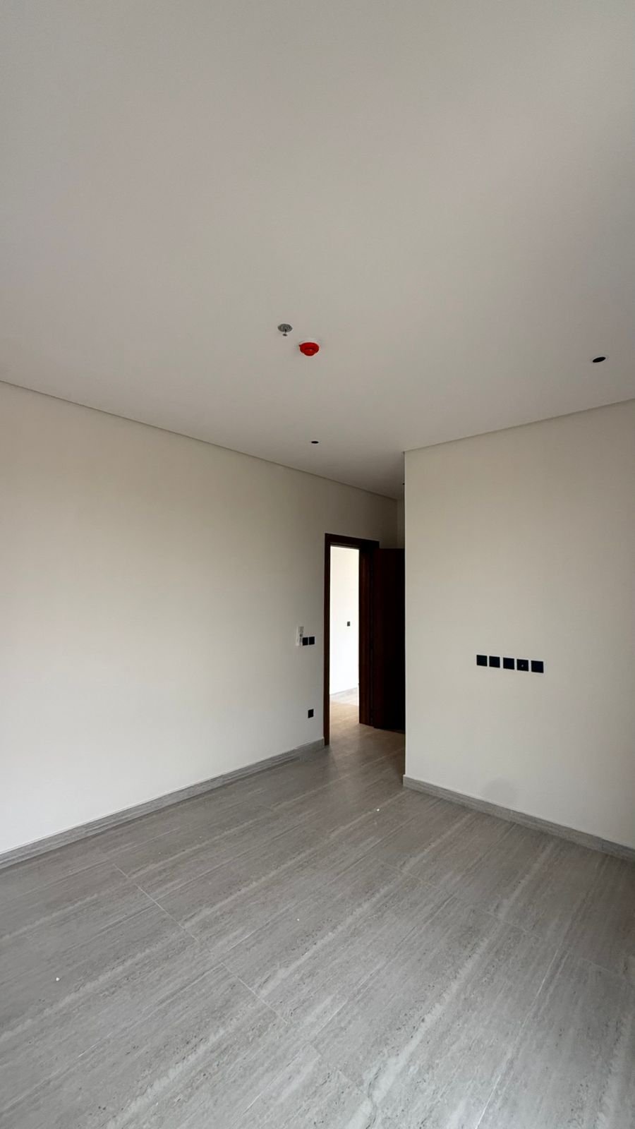 شقة 2 غرف في الفاروق 4