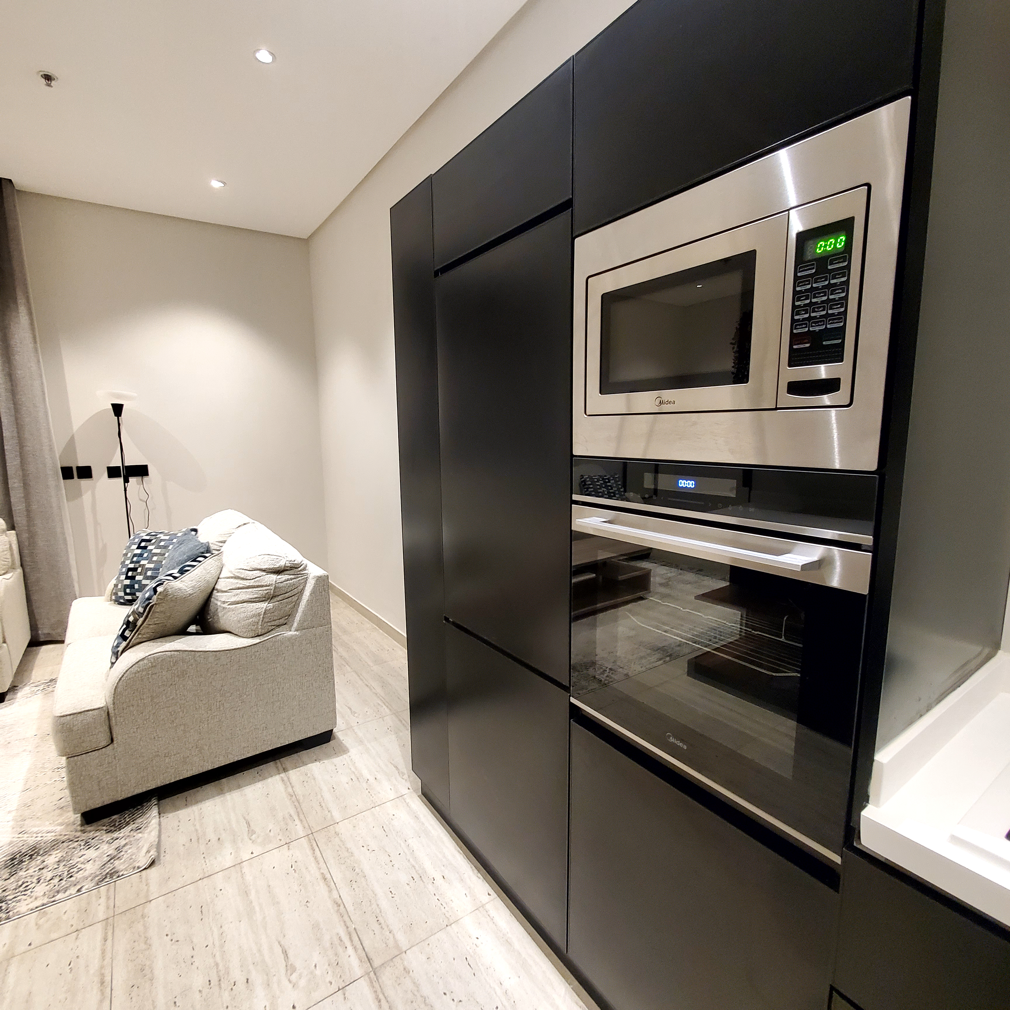 شقة 2 غرف في النرجس 4