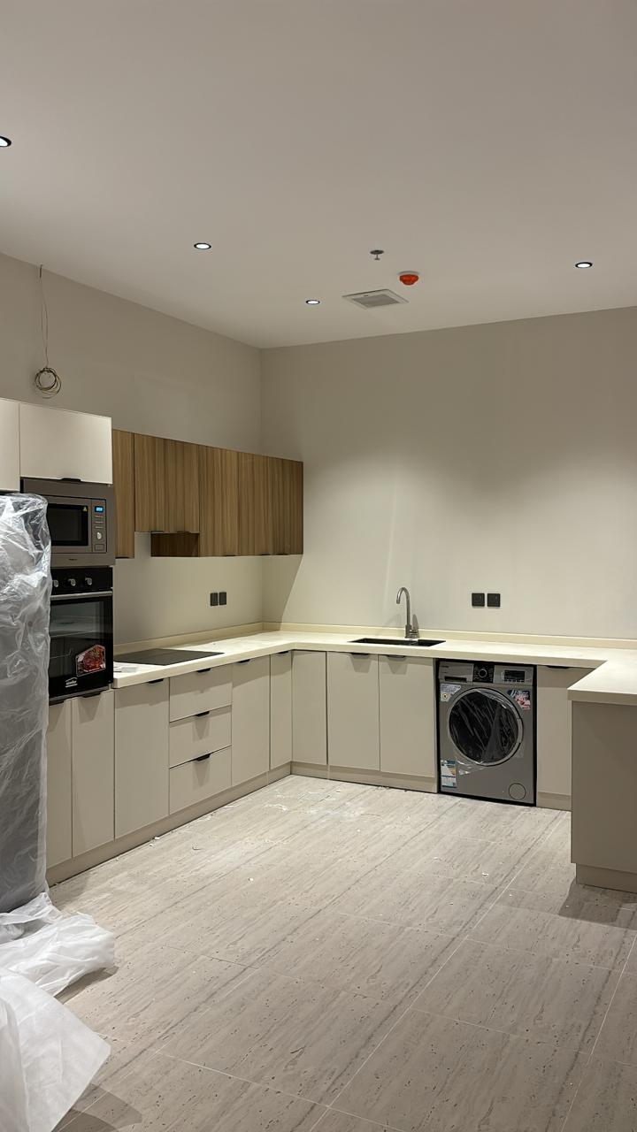 شقة 2 غرف في عرقة 3