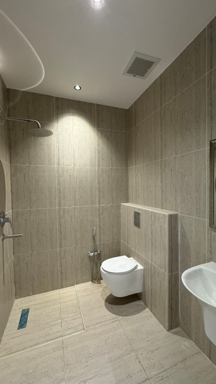 2 bedroom apartment in Irqah 4