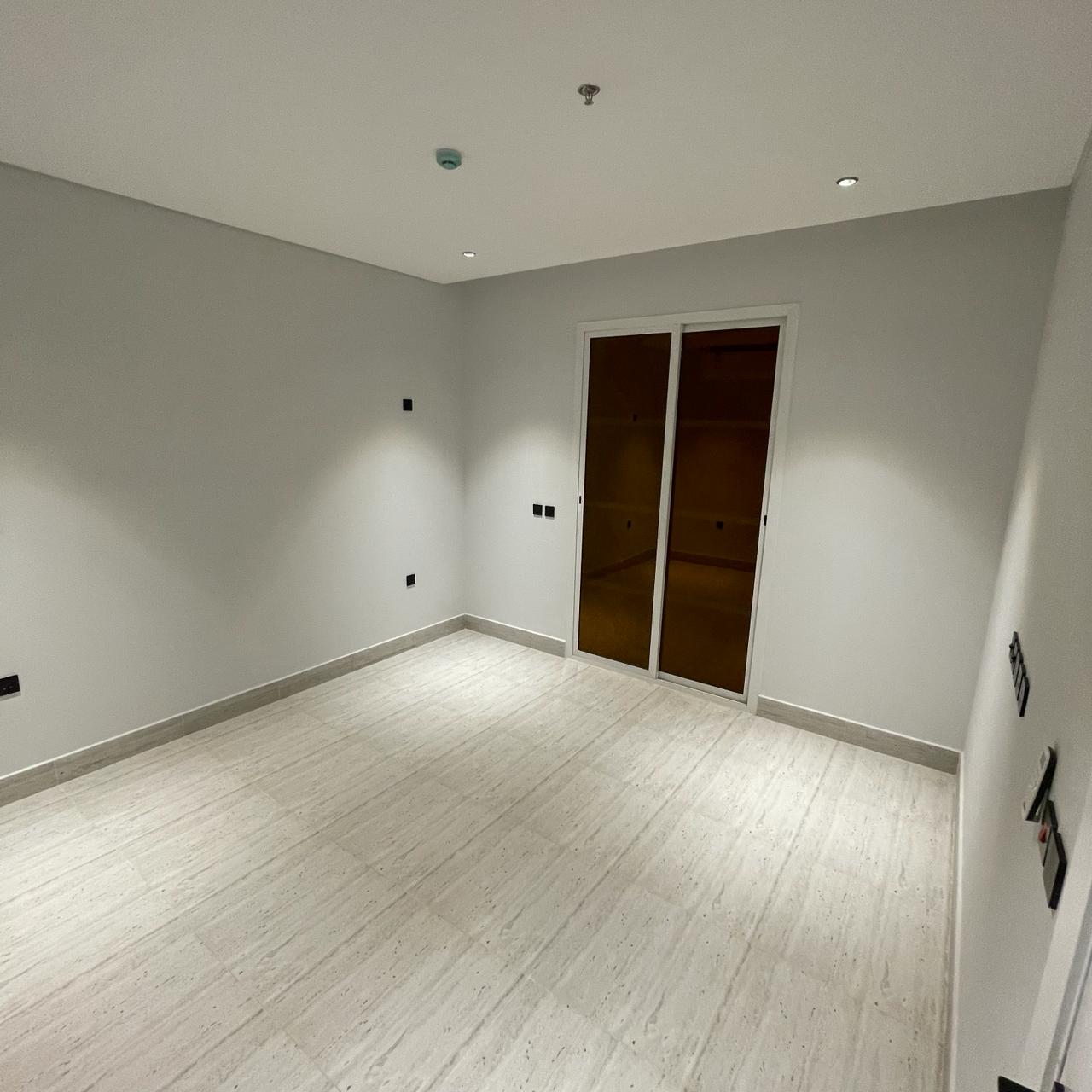 شقة 3 غرف في الحمراء 4