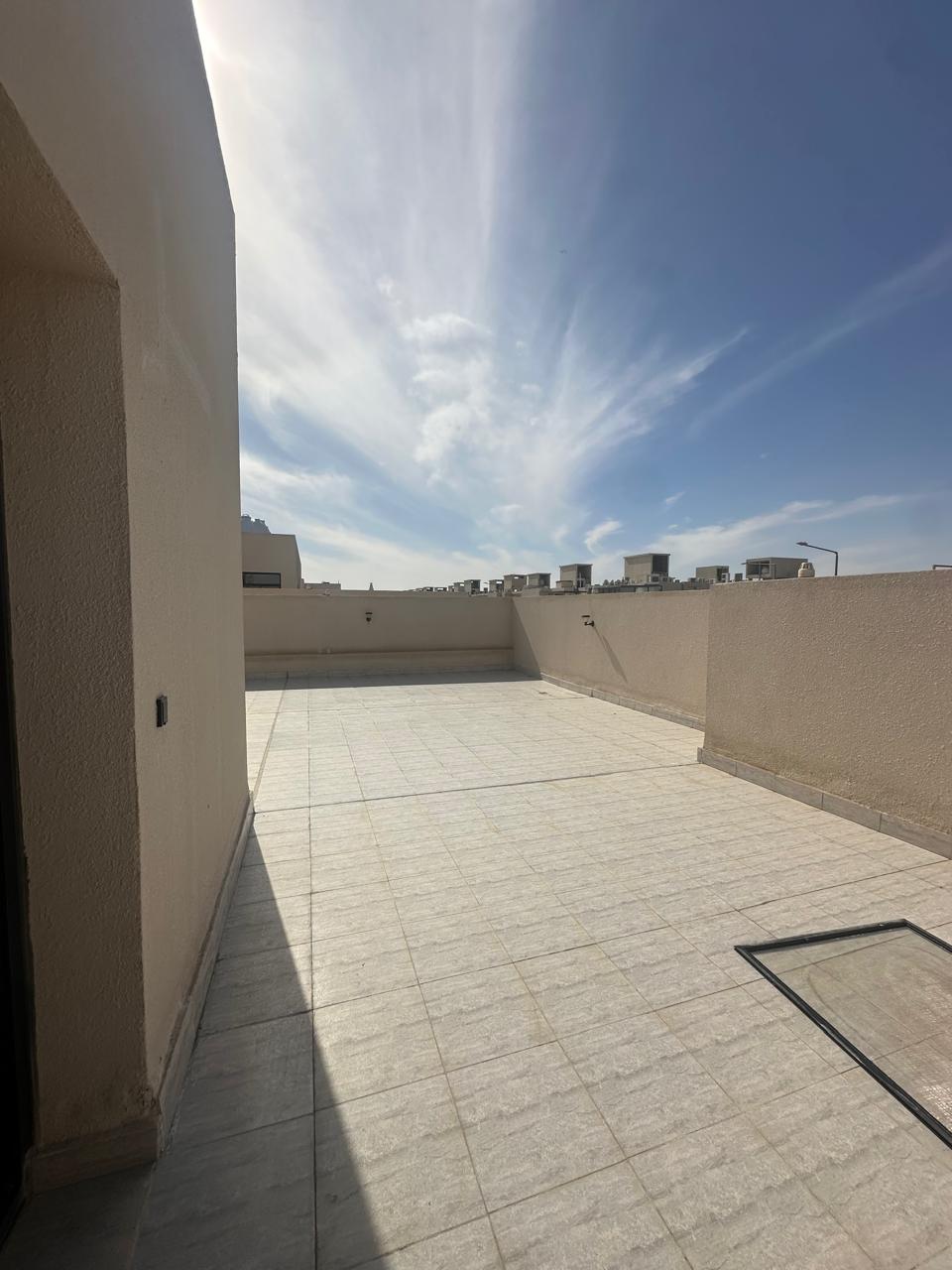 شقة 3 غرف في النرجس 4