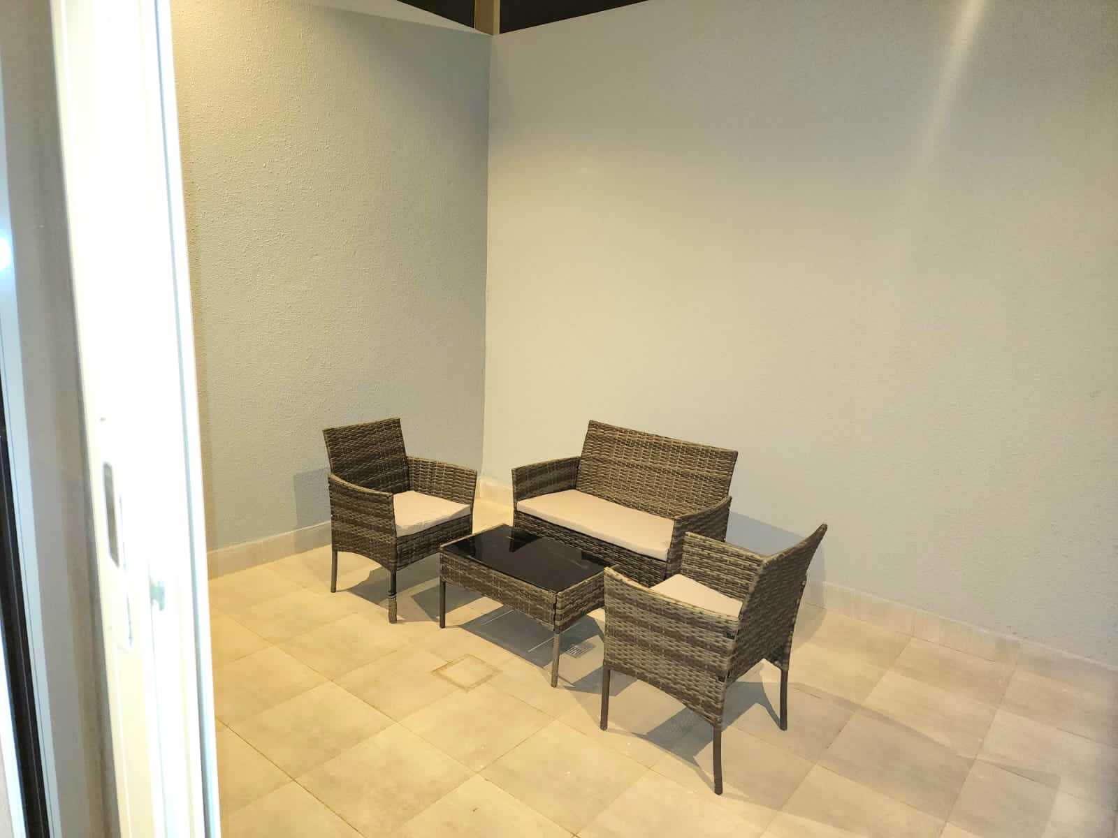 شقة 3 غرف في العارض 2